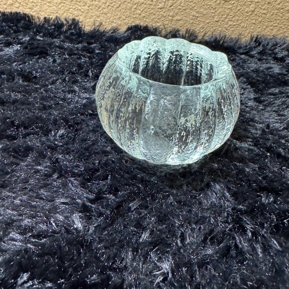 Vintage  AVON Clear Ribbed Glass Rounded Candle Holder - Picture 3 of 6